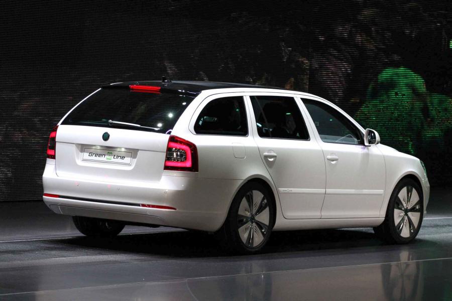  Skoda Octavia Green E-Line Concept 2010 года  (фото 10 из 46)